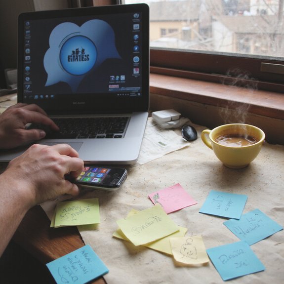 transform_social_insights_into_content_5qnnj How Do I Come Up With Blog Topics?