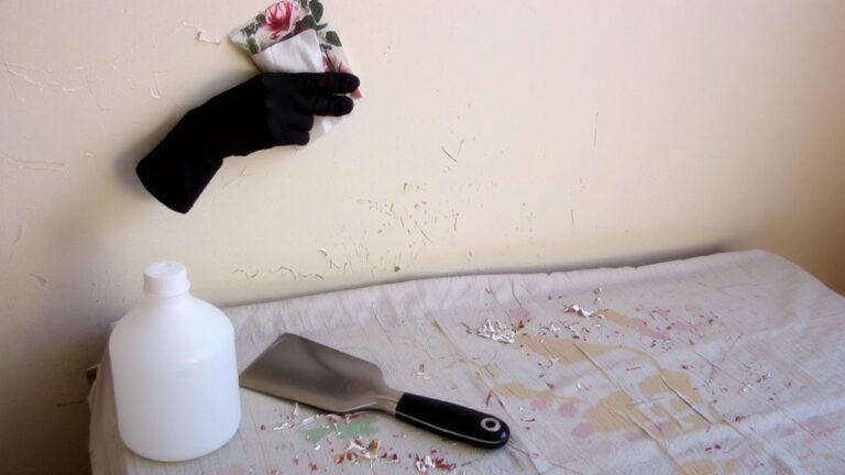 easily remove wallpaper yourself